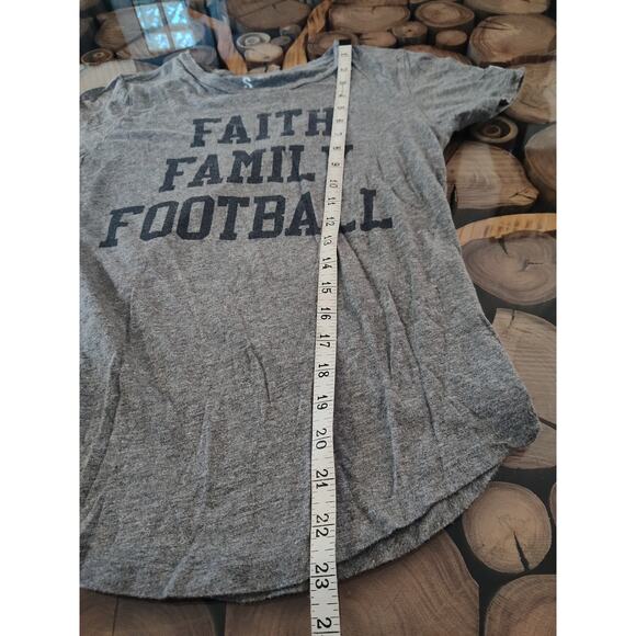 Tim Tebow t-shirt bundle lot faith hope love family football tee v-neck small - Picture 10 of 13